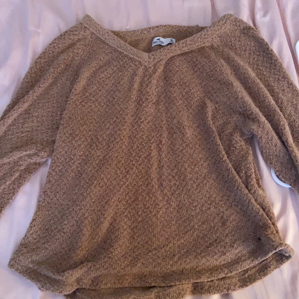 Hollister sweater